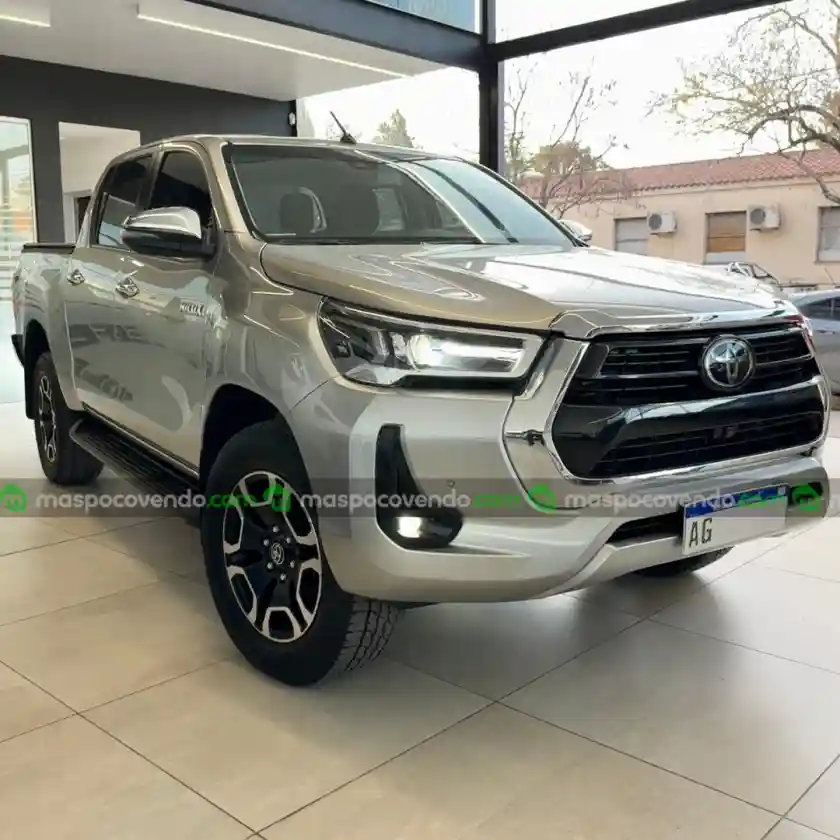 Toyota Hilux Srx 4X4 At 2023 100.000Km  2023 - foto 2