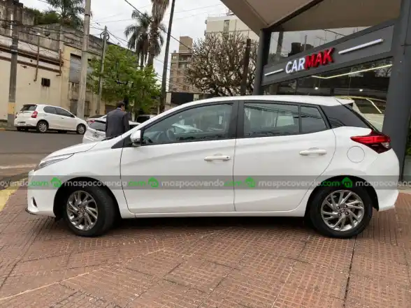 Toyota Yaris 1.5 5P Xls Cvt 2024 24.000Km!  2024 - foto 2