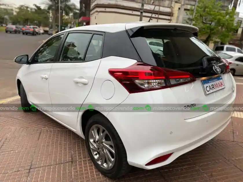 Toyota Yaris 1.5 5P Xls Cvt 2024 24.000Km!  2024 - foto 3