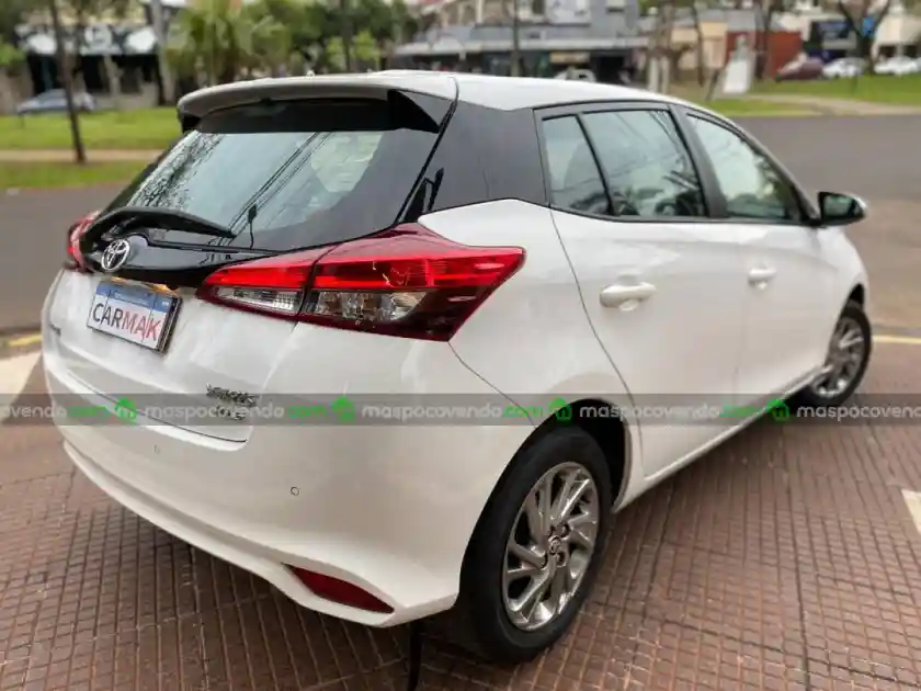Toyota Yaris 1.5 5P Xls Cvt 2024 24.000Km!  2024 - foto 5