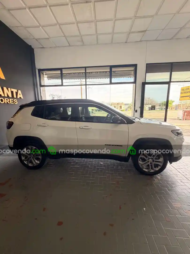 Jeep Compass - foto 1