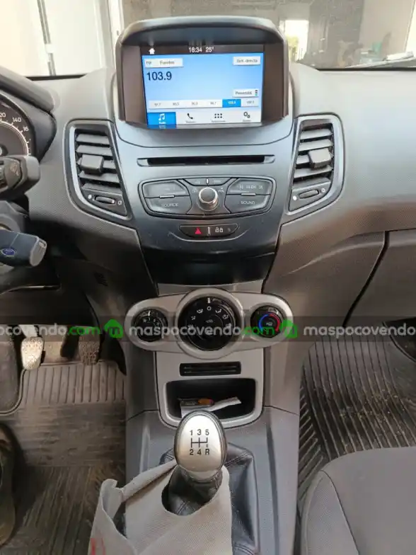 Ford Fiesta - foto 4