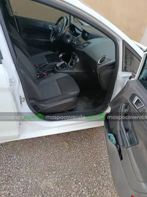 Ford Fiesta - foto 5