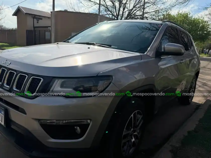 Jeep compass - foto 1