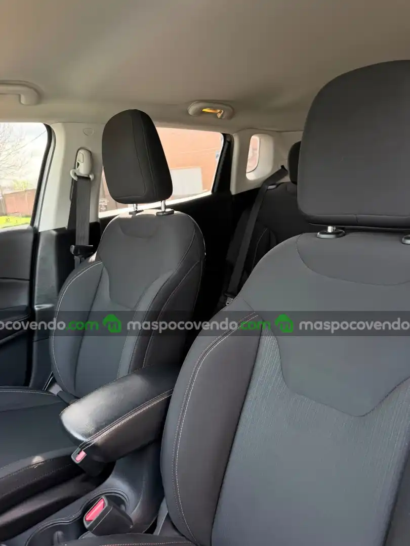 Jeep Compass - foto 2