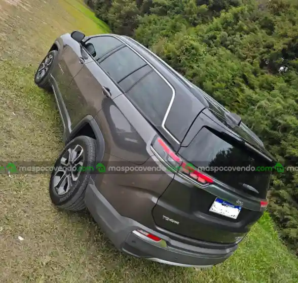 Jeep Comander 2022 4X4 2.0 Td  52.000Km  2022 - foto 2