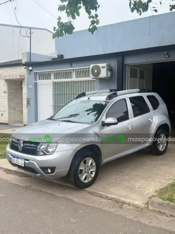 Renault Duster - foto 1