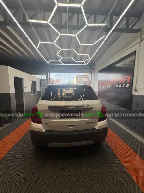 Chevrolet Tracker - foto 1