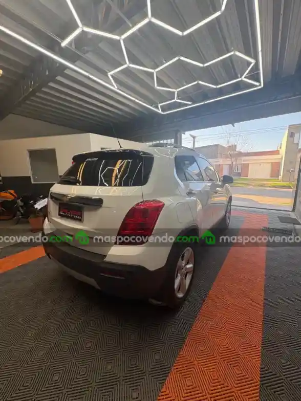 Chevrolet Tracker - foto 2
