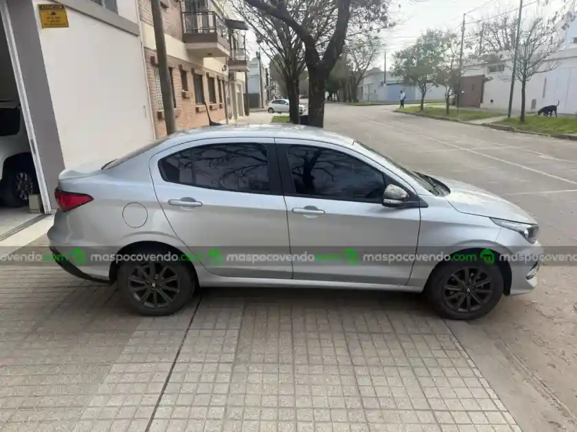 Fiat Cronos 1.3 Drive Pack Plus 2023 Solo 29.000Km!!!  2023 - foto 1