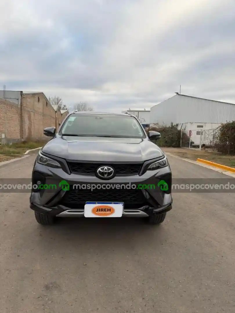 Toyota 2025 Hilux Sw4 Tdi Srx At  2025 - foto 1