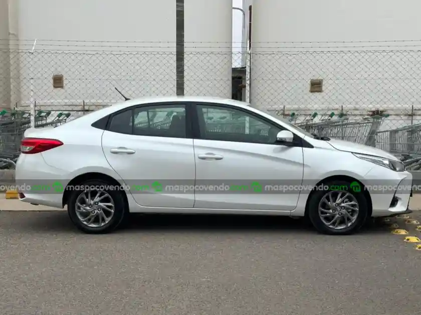 Toyota 2024 Yaris 1.5 5P Xls  2024 - foto 2
