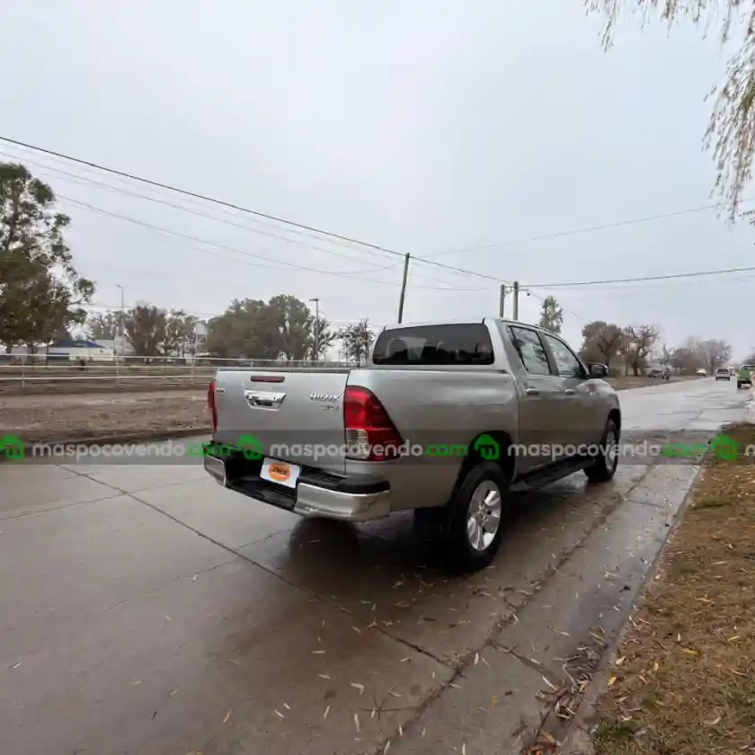 Toyota 2017 Hilux 2.8 Dc 4X2 Tdi Srv Pack L16  2017 - foto 3