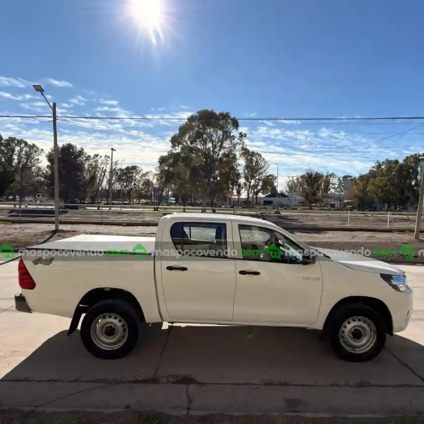 Toyota 2022 Hilux 2.4 Dc 4X4 Tdi Dx  2022 - foto 2