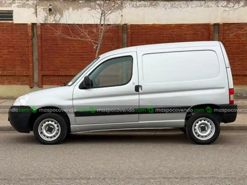 Peugeot 2023 Partner 1.6 Confort  2023 - foto 5