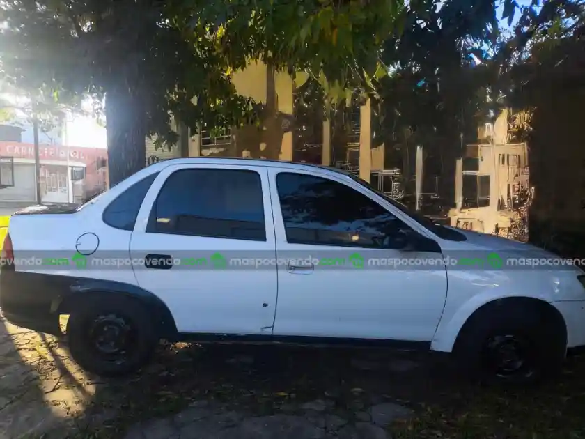 Chevrolet Corsa LT con aire y gnc - foto 1
