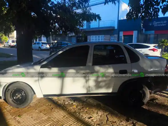 Chevrolet Corsa Lt Con Aire Y Gnc - foto 5