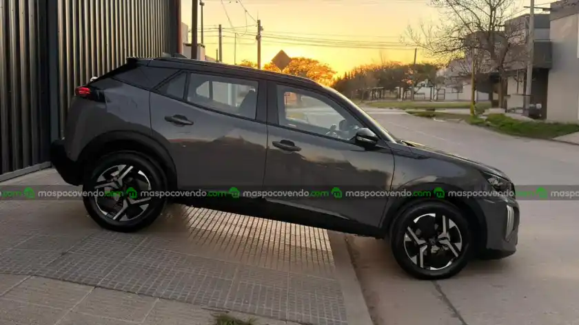 Peugeot 2008 Gt 2025  2008 - foto 4