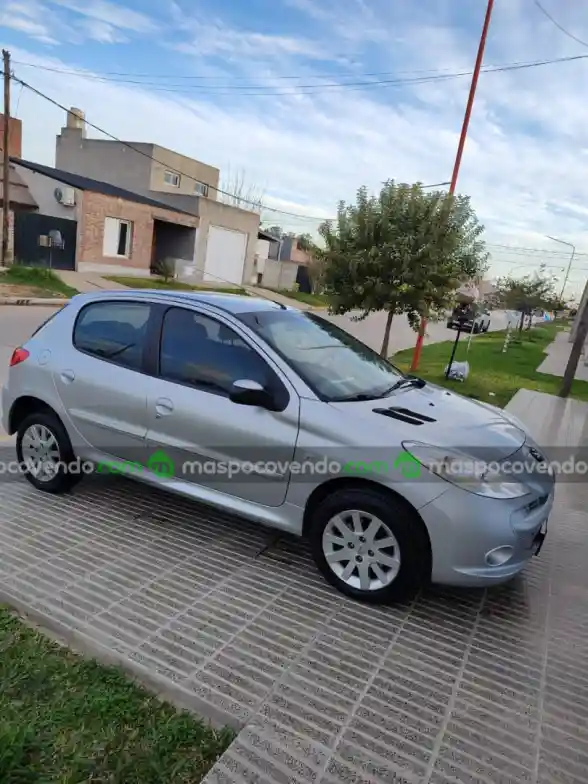 Peugeot 207 Compact - 1.6 Nafta - 5Ptas - 2013  2013 - foto 4