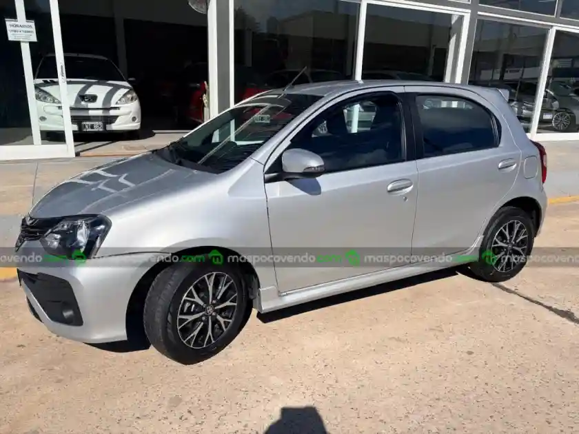 Toyota ETIOS XLS PACK 1.5 AUTOMATICO 2022 !!! 2022 - foto 1