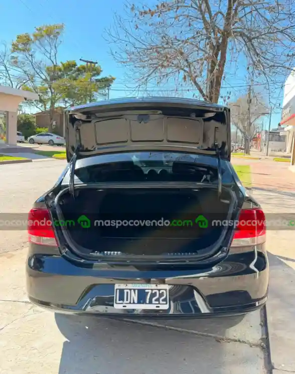 Volkswagen Voyage 1.6 Año 2012, Negro. Con 146.000Km. Rto Vigente. Orio Hnos  2012 - foto 4