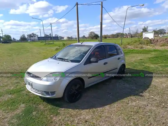 Ford Fiesta Ambiente Plus - foto 4