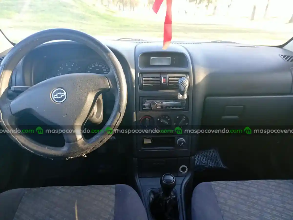 Chevrolet Astra 1.8 - 2001  2001 - foto 4