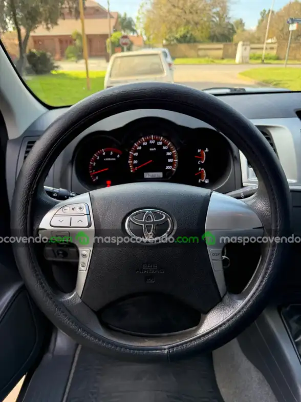 Toyota Hilux 2012  2012 - foto 5