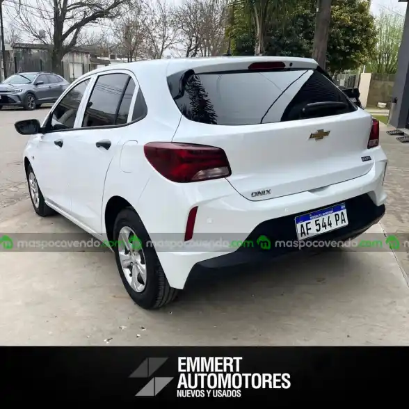 Chevrolet Onix Ls 5P 2022  2022 - foto 5