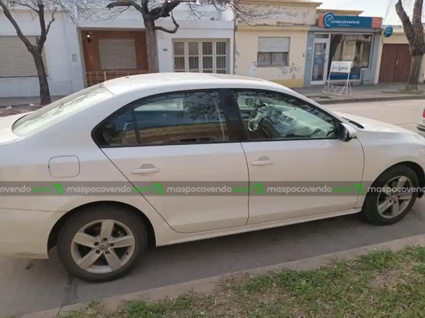 Volkswagen Vento 2.5 170Cv Luxury L11 2014  2014 - foto 4