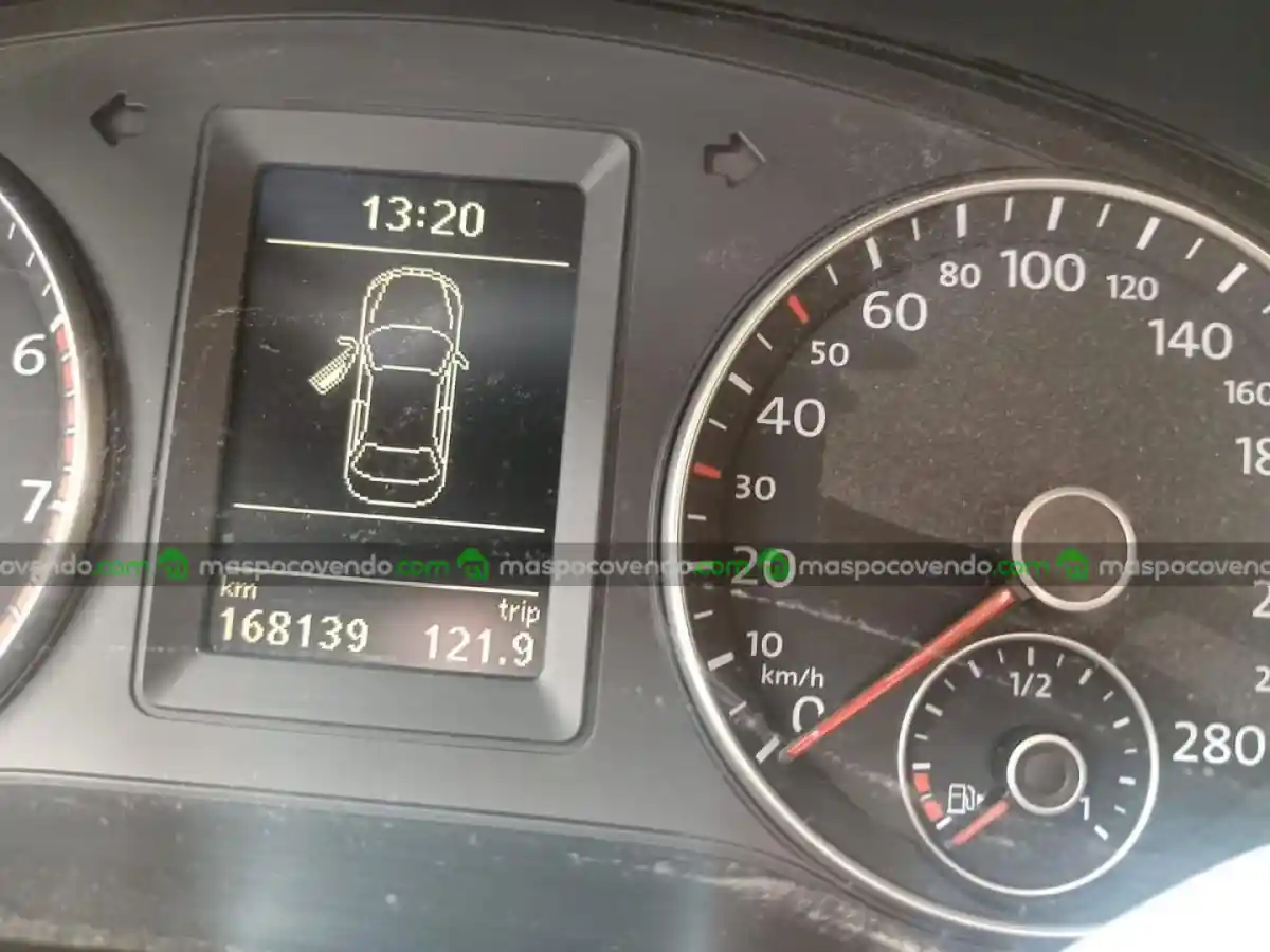 Volkswagen Vento 2.5 170Cv Luxury L11 2014  2014 - foto 5