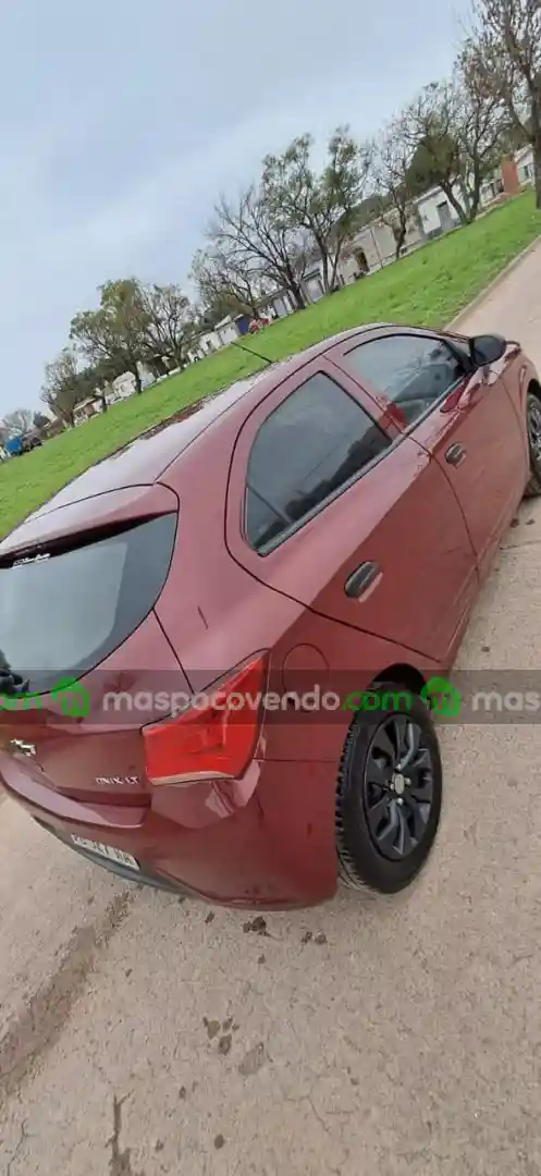 Chevrolet Onix - foto 4