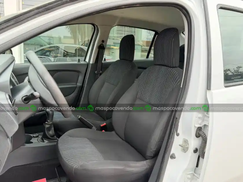 Renault Nuevo Logan Authentique 1.6 Año 2016 Orio Hnos, San Genaro  2016 - foto 2
