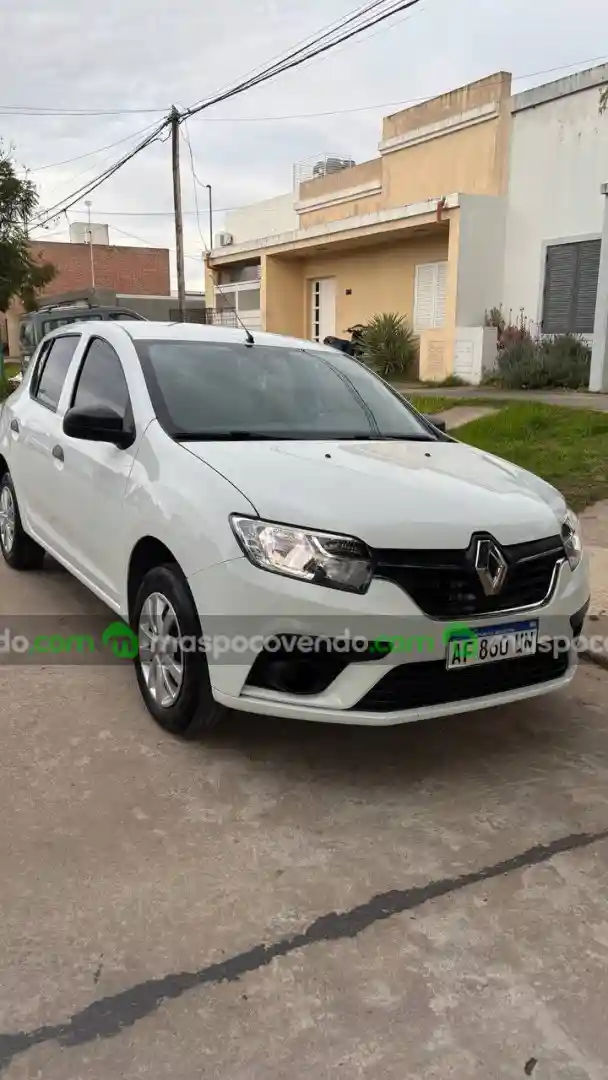 Renault Sandero - foto 1