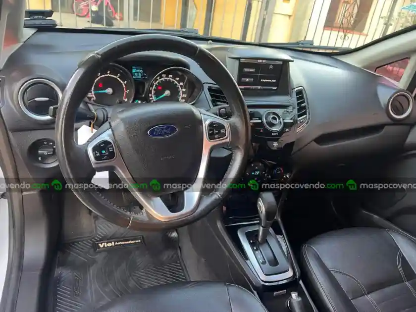 Ford Fiesta Titanium Powershif - foto 4