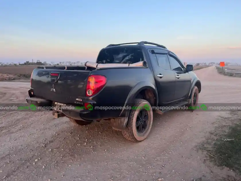 Mitsubishi L200. 3.2 Cr Dc 4X4 2011  2011 - foto 2