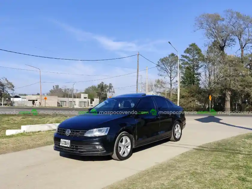 Volkswagen Vento 2.5 - foto 4
