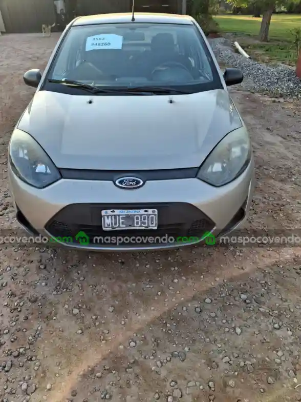 Ford Fiesta - foto 1