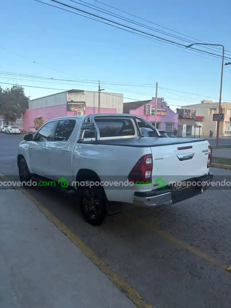 Toyota Hilux Srv 4X2 / Modelo 2021 / 218.000 Kms  2021 - foto 2