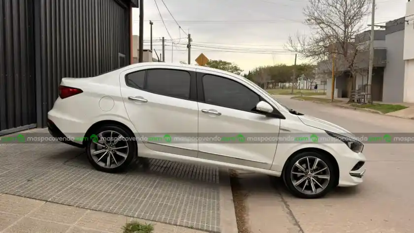 Fiat Cronos Precision 1.8 At - foto 4