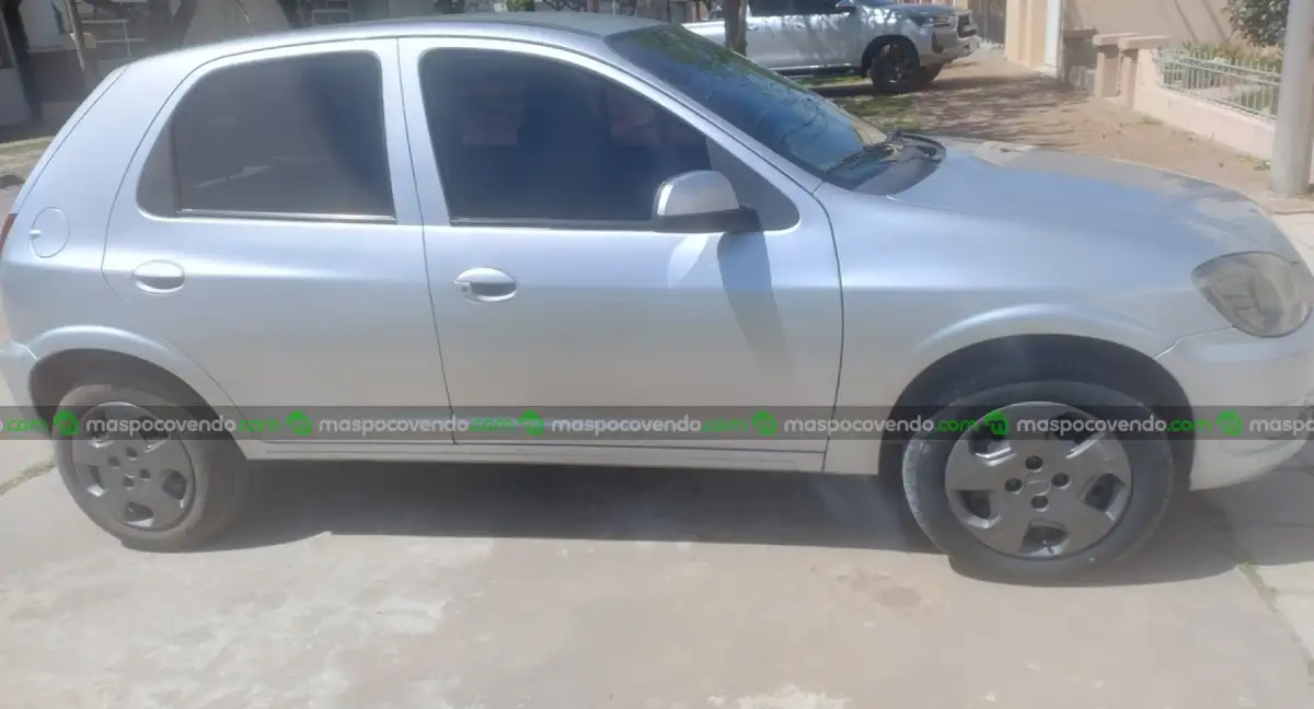 Chevrolet Celta - foto 1