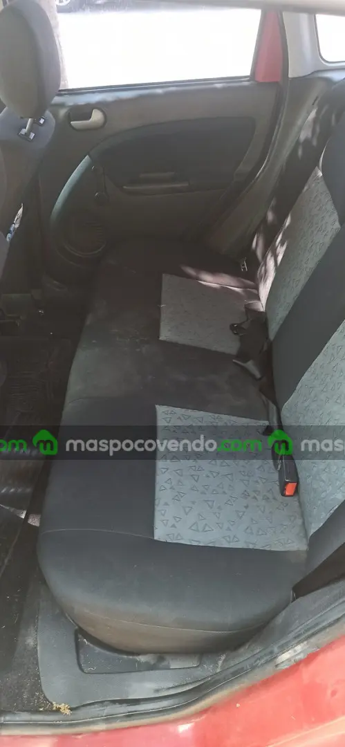 Ford Fiesta Max 2010  2010 - foto 2