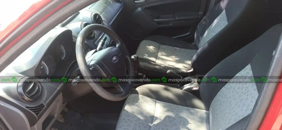 Ford Fiesta Max 2010  2010 - foto 3