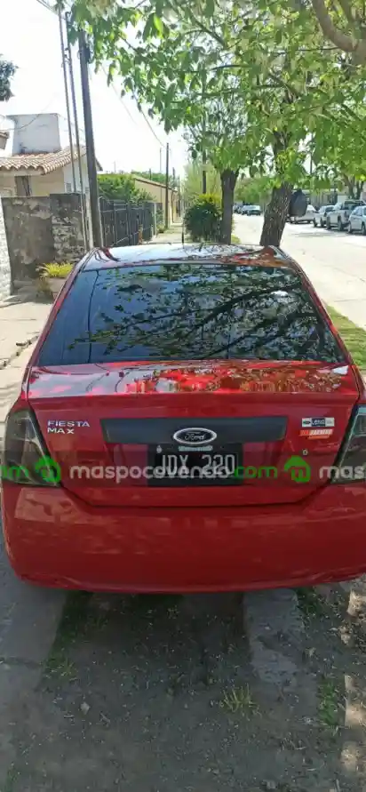 Ford Fiesta Max 2010  2010 - foto 5