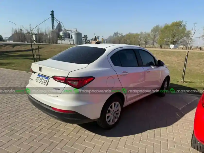 Fiat Cronos 1.3 Drive Gse 2023  2023 - foto 5