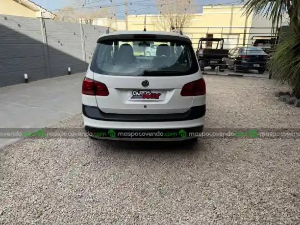 Volkswagen Suran Cross 1.6 Highline L14 2014  2014 - foto 5