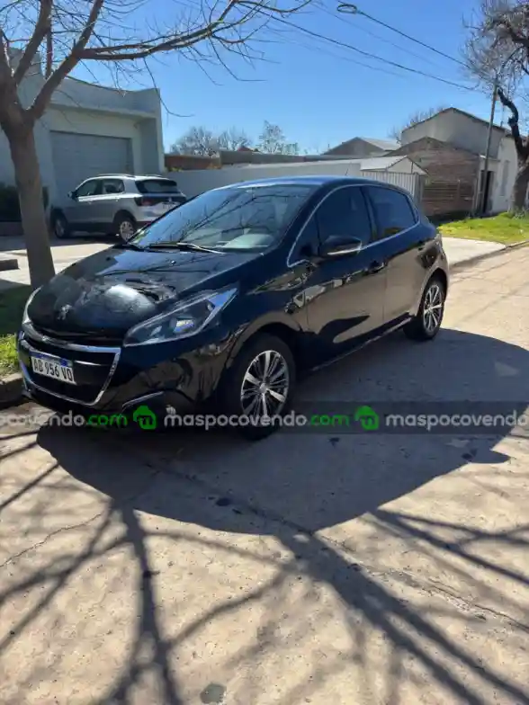 Peugeot 208 Feline - foto 2