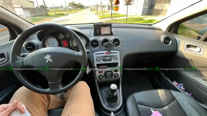 Peugeot 408 2014  2014 - foto 5