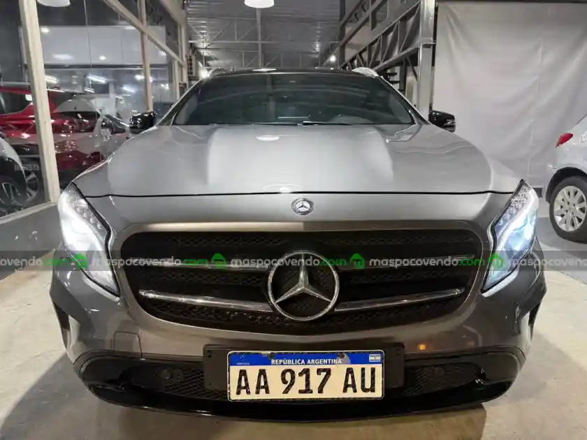 Mercedes-Benz Gla 200At-2017  2017 - foto 1