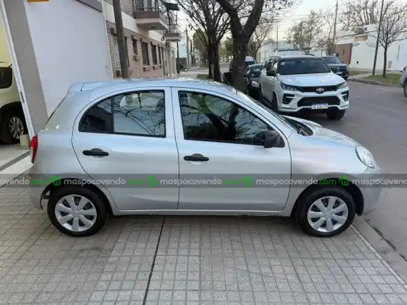 Nissan March 1.6 Active Pure Drive 2015!!!  2015 - foto 1